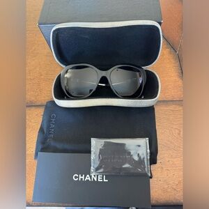 CHANEL Black Oversized Gradient Sunglasses